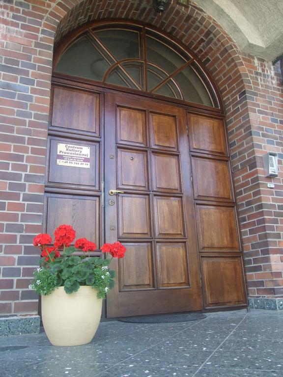比亚韦斯托克东正教中心文化旅馆住宿加早餐旅馆 外观 照片